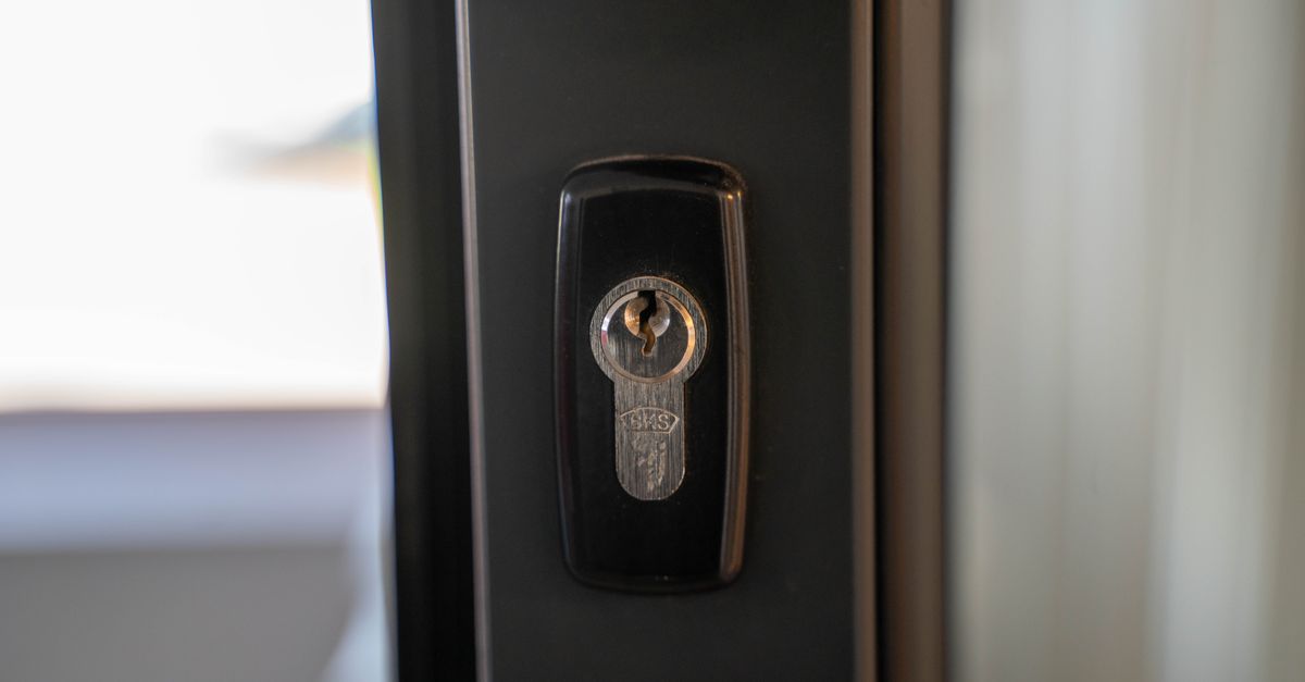 home security lock door — Queens NY Locksmith