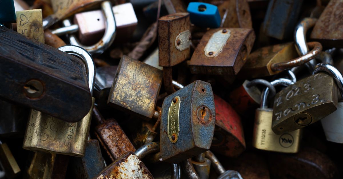 locksmith shop keys — Queens NY Locksmith